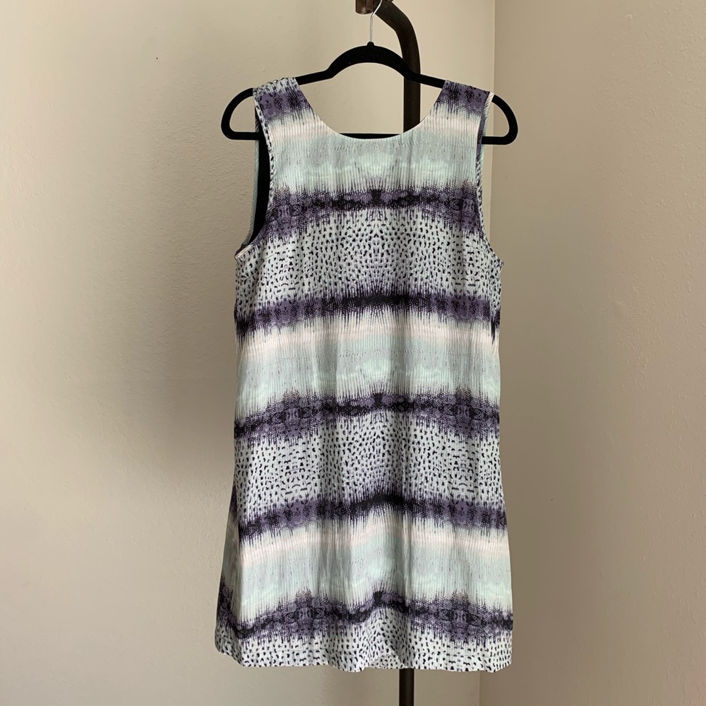 Tart Collections Sleeveless Shift Short Dress EUC